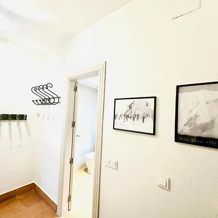 Plaza De Andalucia Edificio Salvia Con Vistas Al Veleta Sierra Nevada